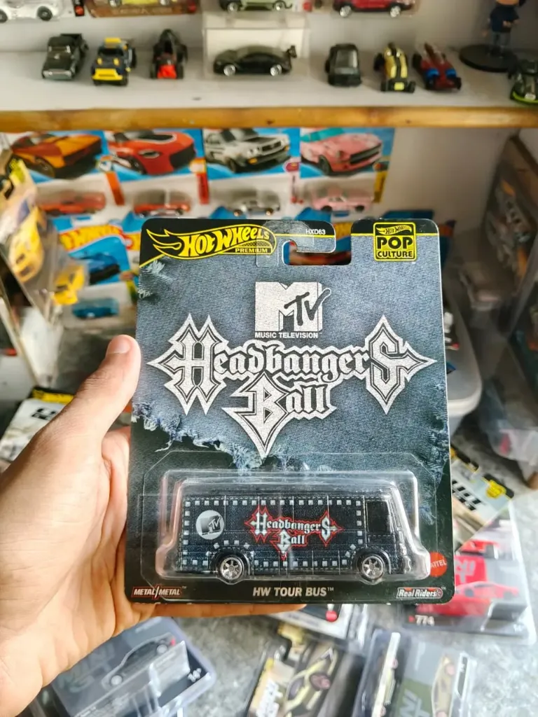 Hot Wheels Premium – MTV Headbangers Ball HW Tour Bus