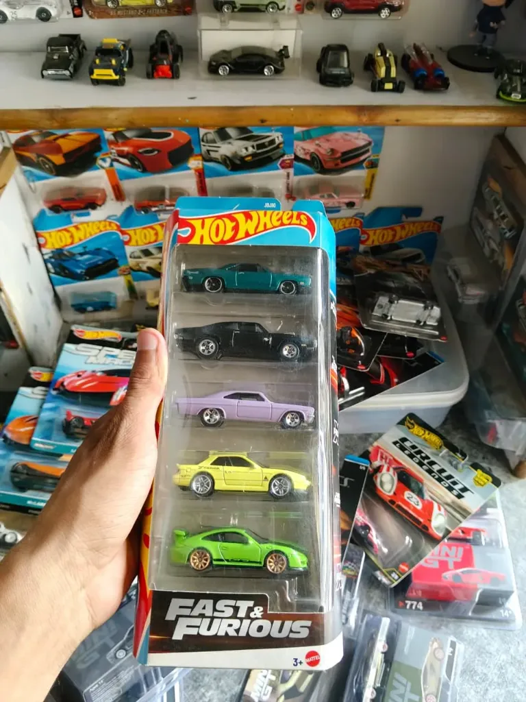 Hot Wheels pack of 5 (2025)